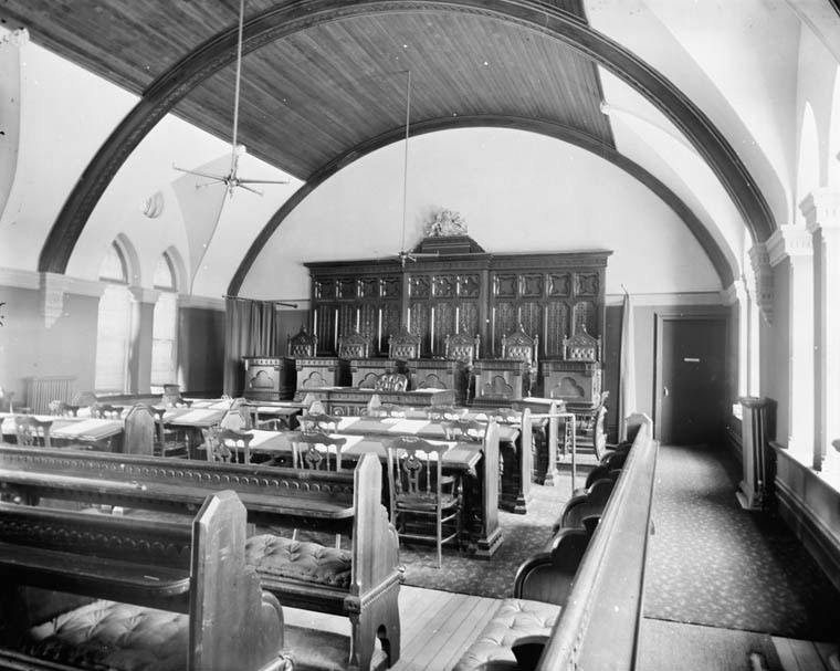 Interior of the Supreme Court of Canada in 1890. (William James Topley/Library and Archives Canada)